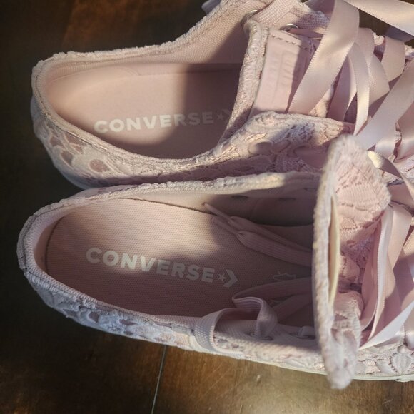 Converse - Picture 3 of 3